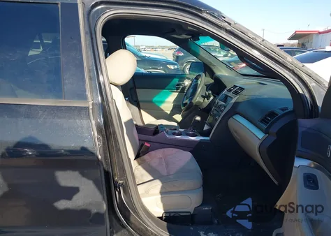 2014 Ford Explorer z USA, uszkodzony, nr VIN 1FM5K7B82EGA48704